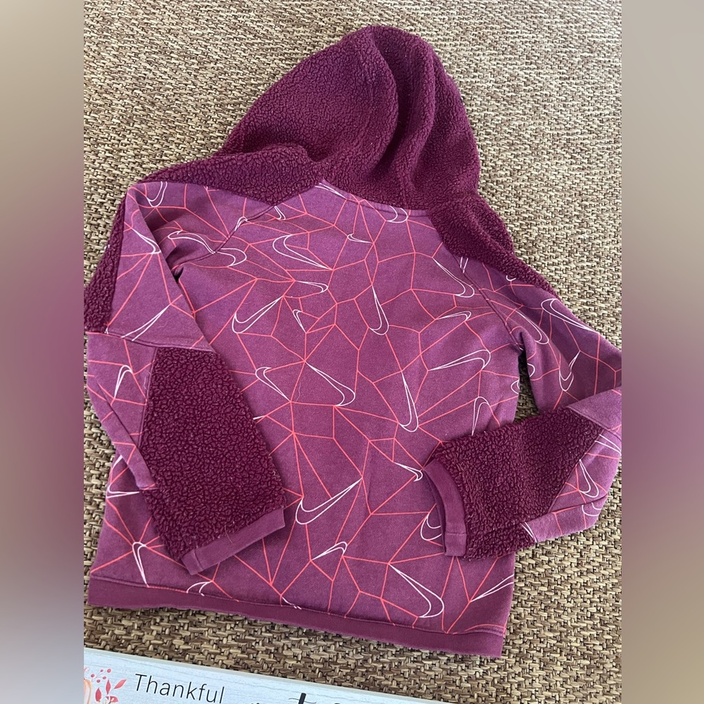 Girls Nike Sweater - Picture 6 of 8